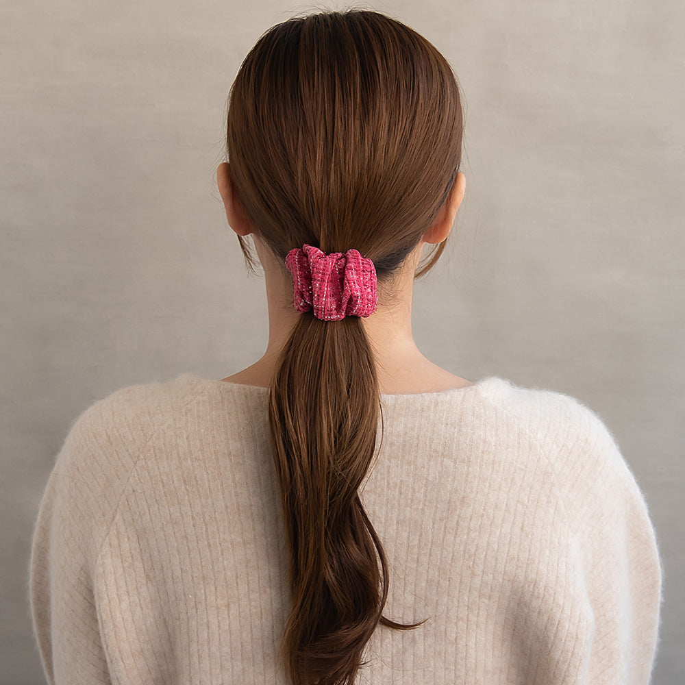 Ruffle Tweed Snap Band Pony Hook