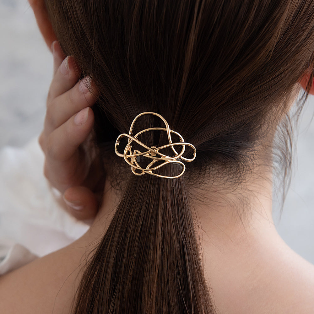 Tangled Loop Pony Hook