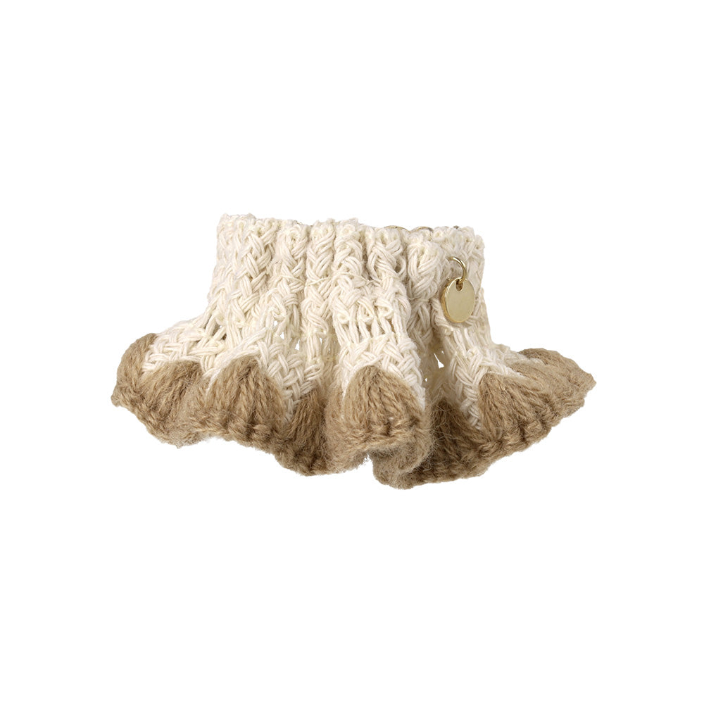 Knit Frill Pony Hook