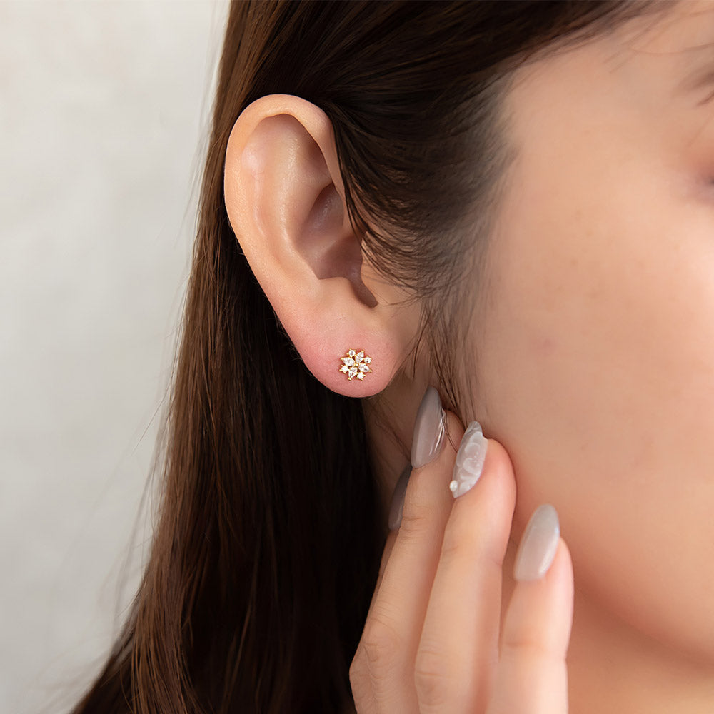 Small Snow Crystal Plastic Earrings