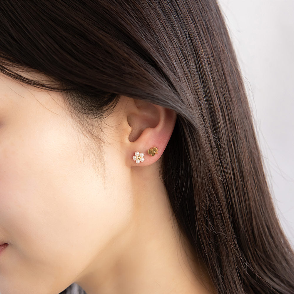 Flower and Butterfly Mixed Plastic Stud Set