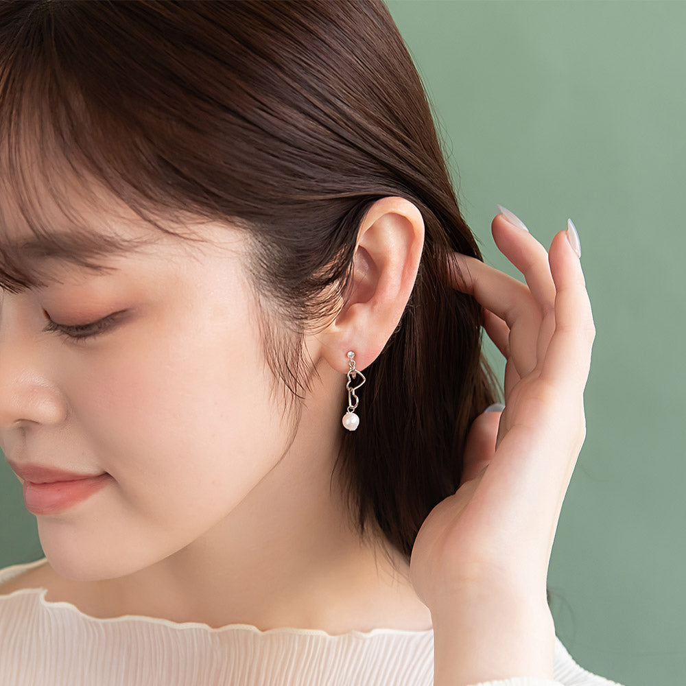 Heart Link Pearl Drop Invisible Clip Ons