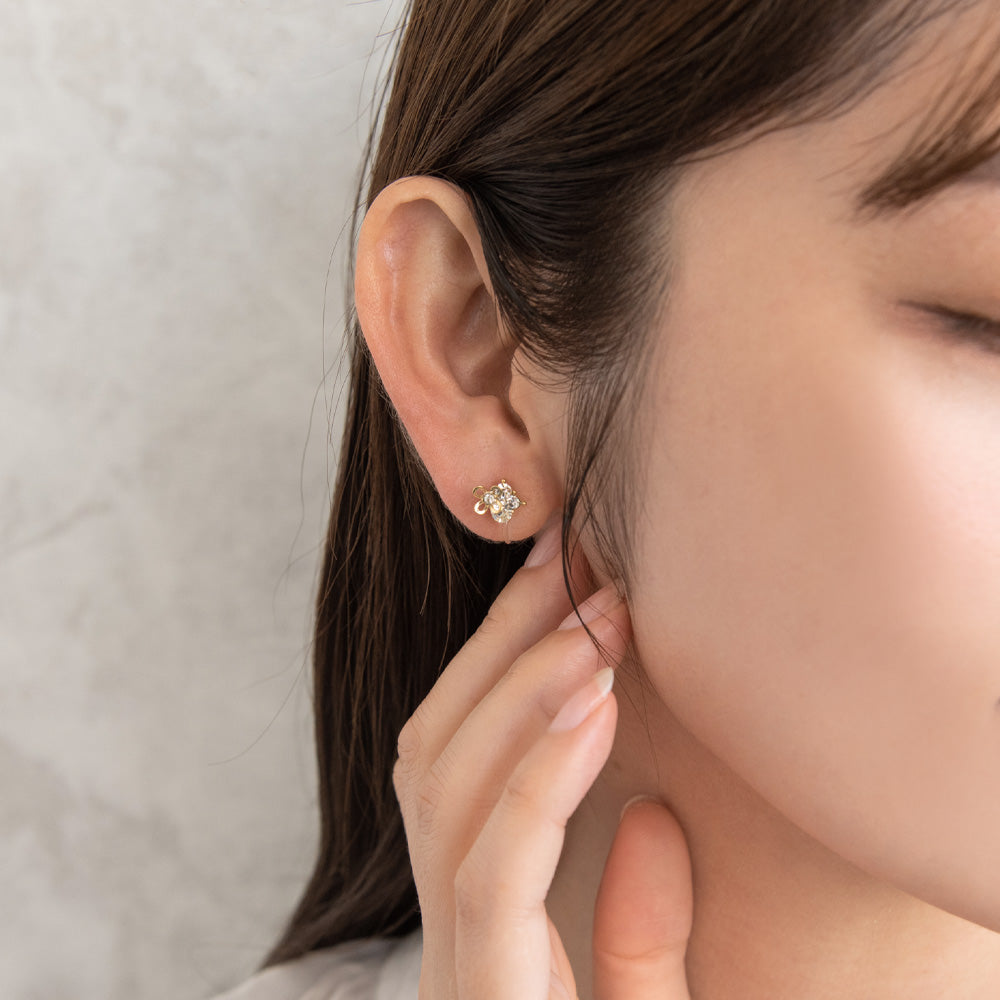 Flower Cluster Invisible Clip Ons