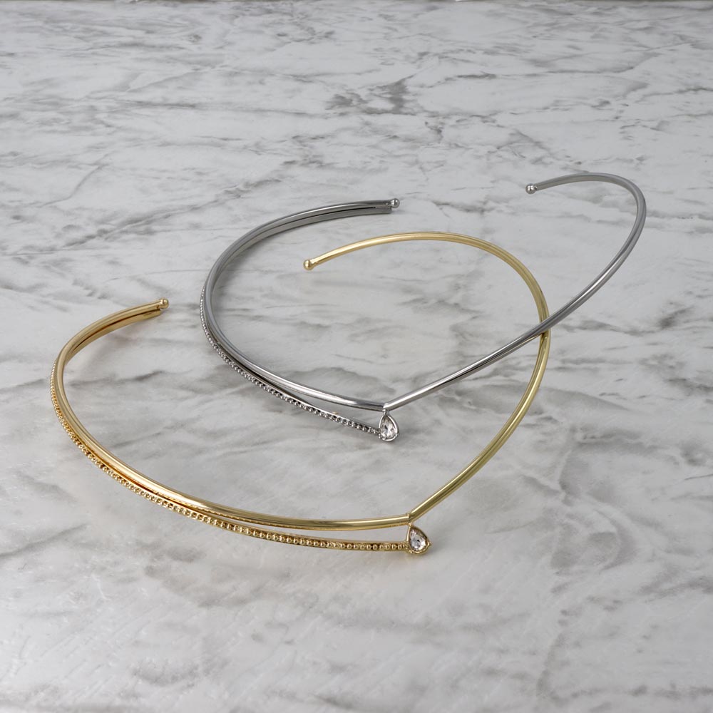 Pear Stone Textured V Cuff Necklace