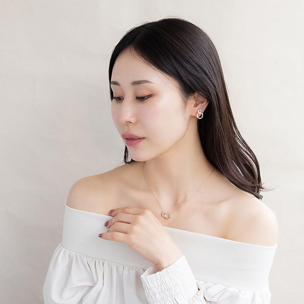 Rose Silver Tone Pave and Molten Link Necklace