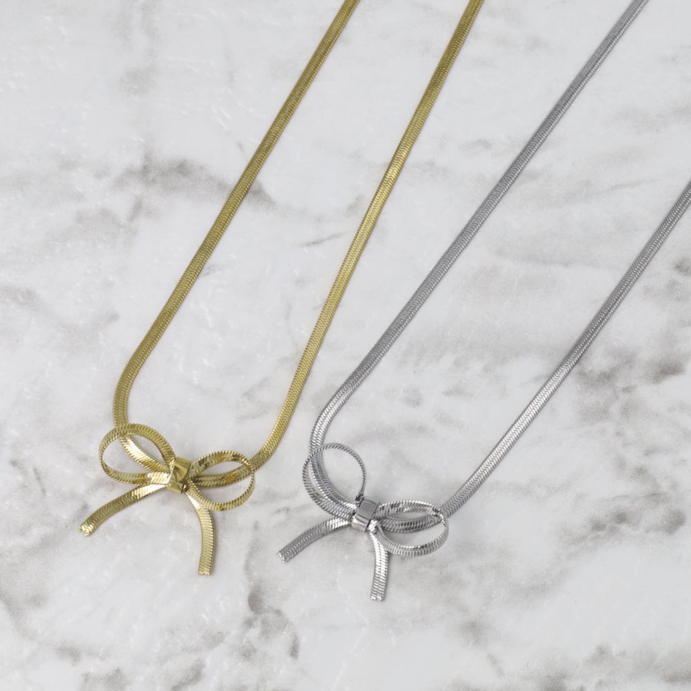 Flat Snake Chain Bow Necklace