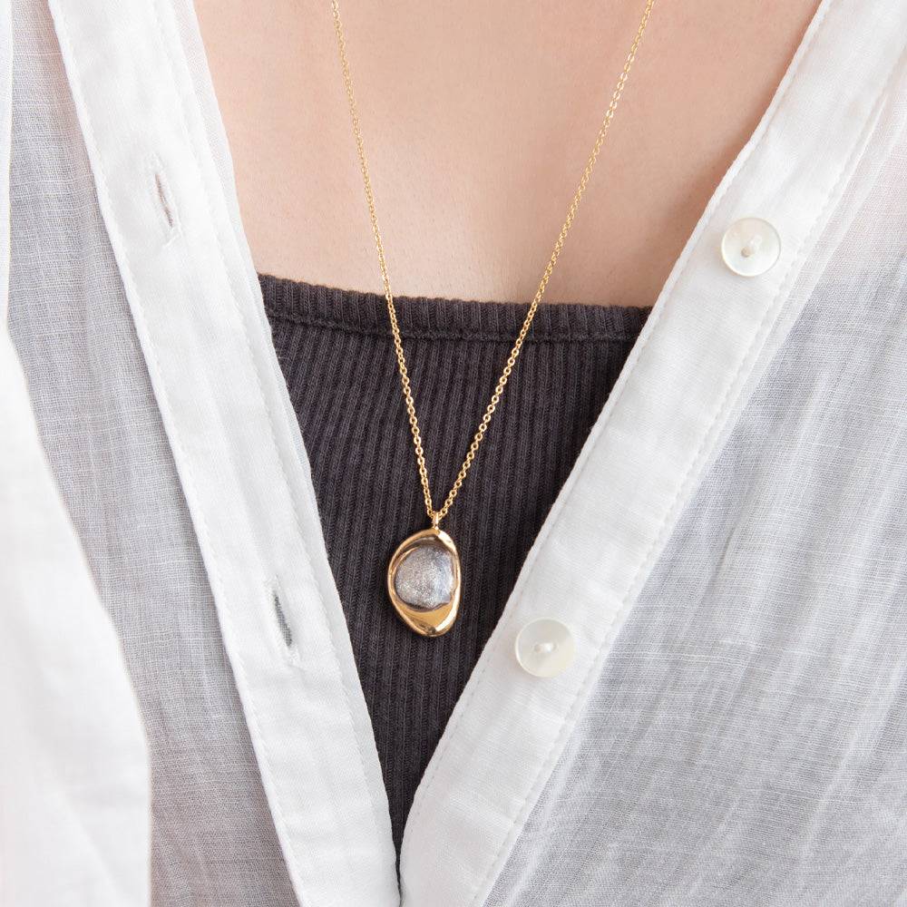 Glittering Oval Pendant Slider Necklace