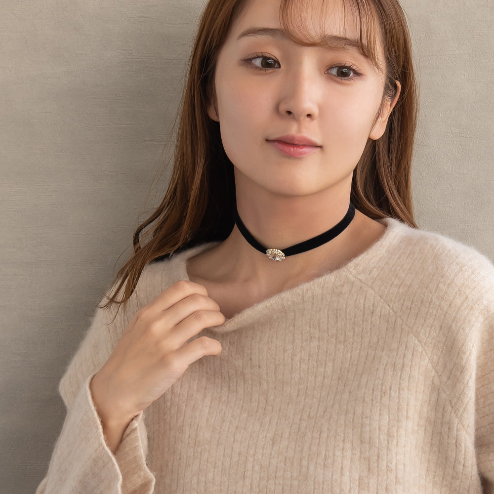 Jeweled Black Velvet Choker