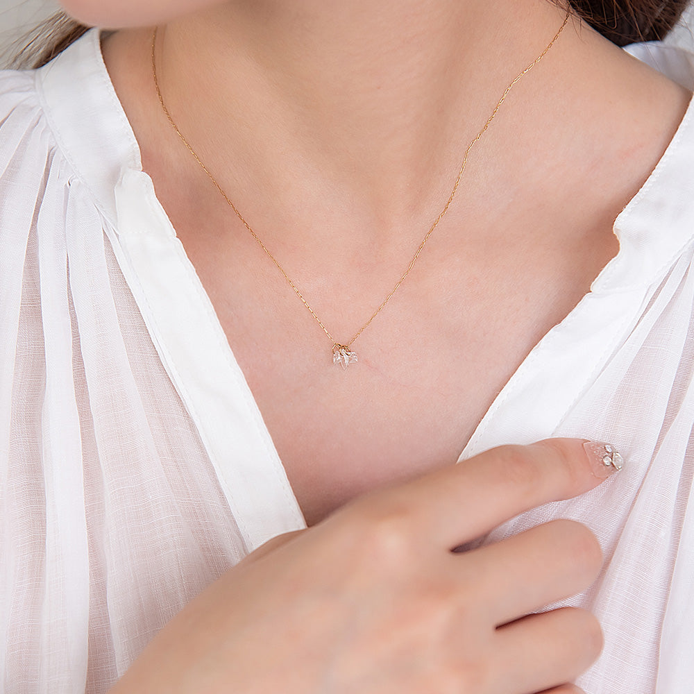 Three Stone Charm Magnetic Clasp Necklace