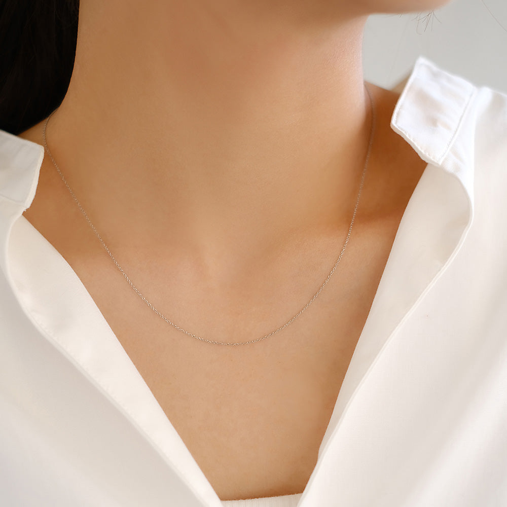 Skinny Chain Magnetic Clasp Necklace