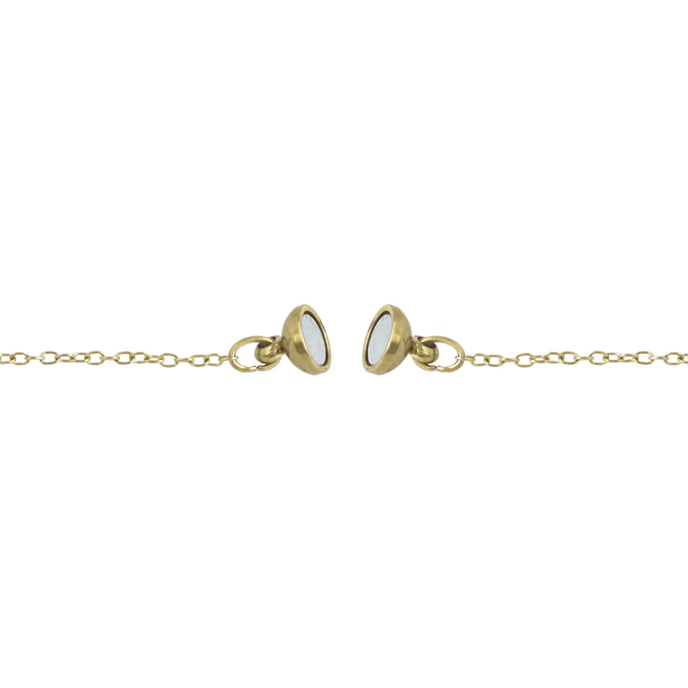 V Charm Magnetic Clasp Necklace