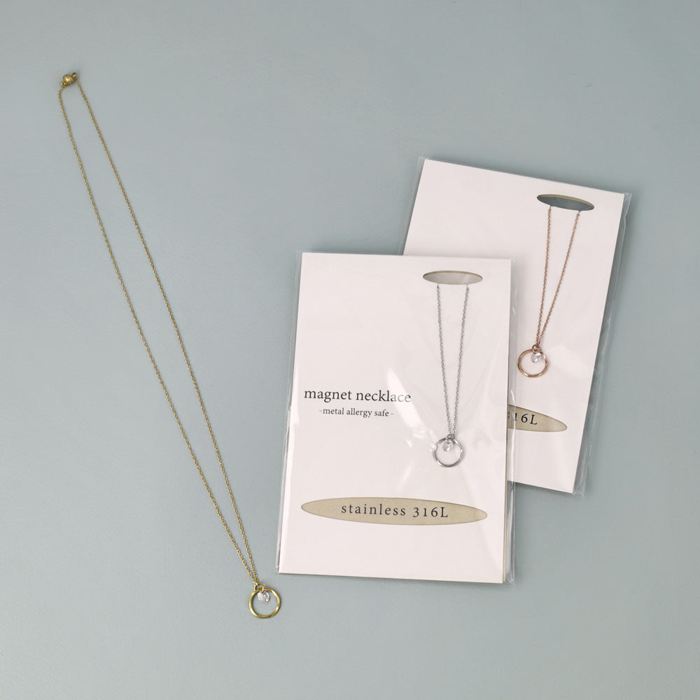 Ring and Stone Pendant Magnetic Clasp Necklace