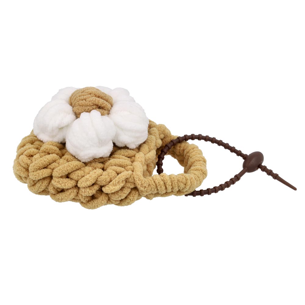 Flower Detail Basket Keyring