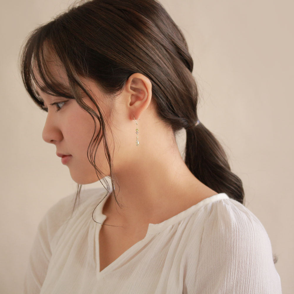 Gemmed Pendulum Drop Earrings