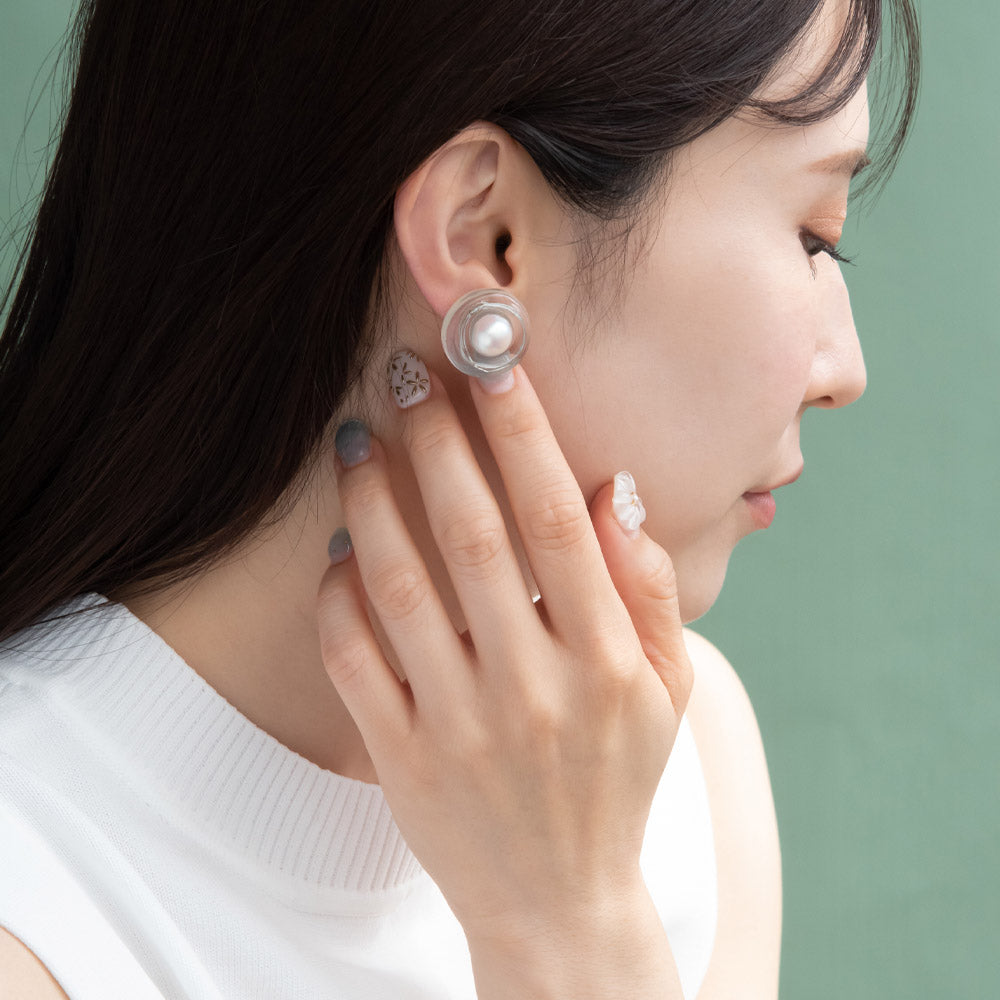 Swirl Pearl Clear Button Studs