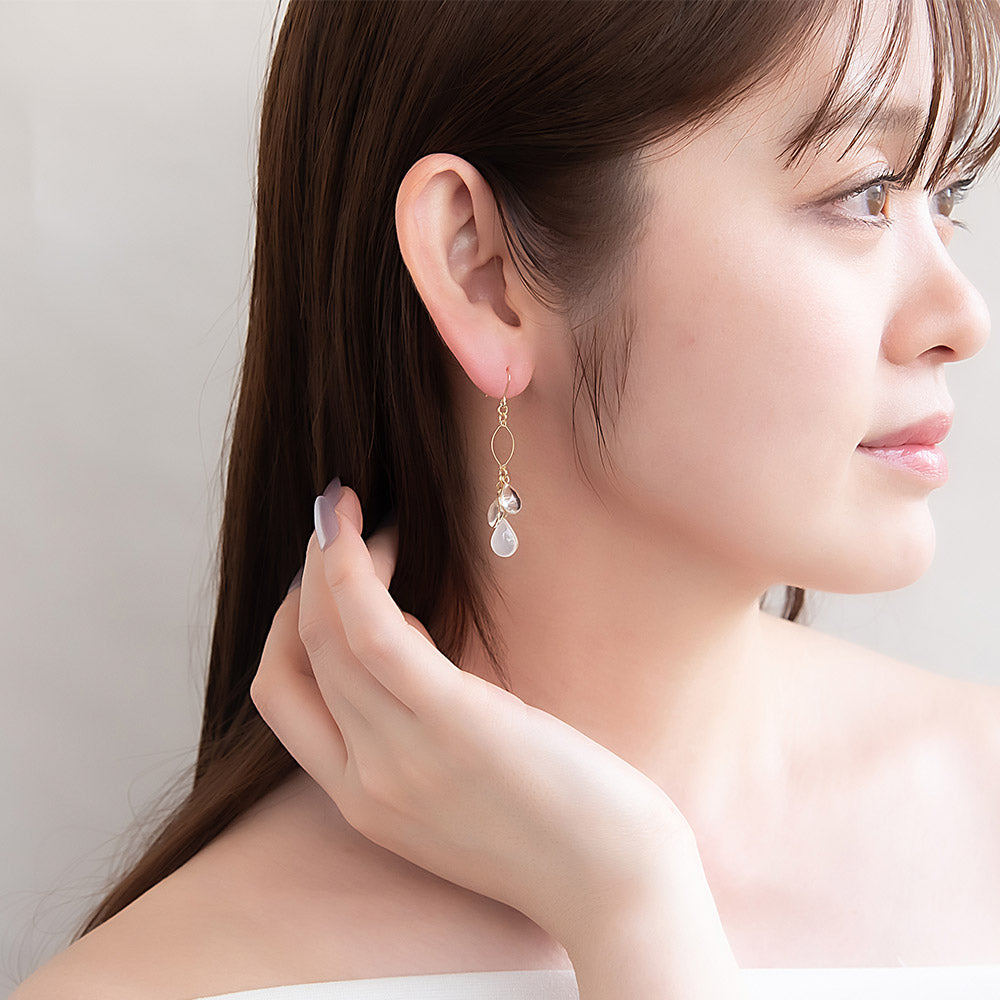 Pale Waterdrop Cluster Dangle Earrings