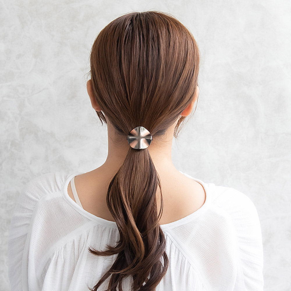 Buffed Wavy Disc Ponytail Holder
