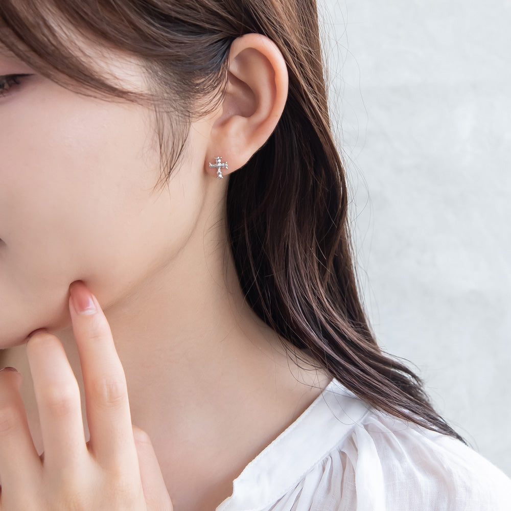 925 Silver Mini Sculptural Cross Studs