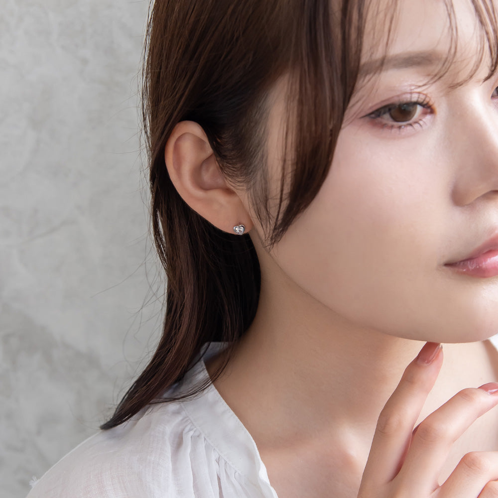 925 Silver Mini CZ Heart Studs