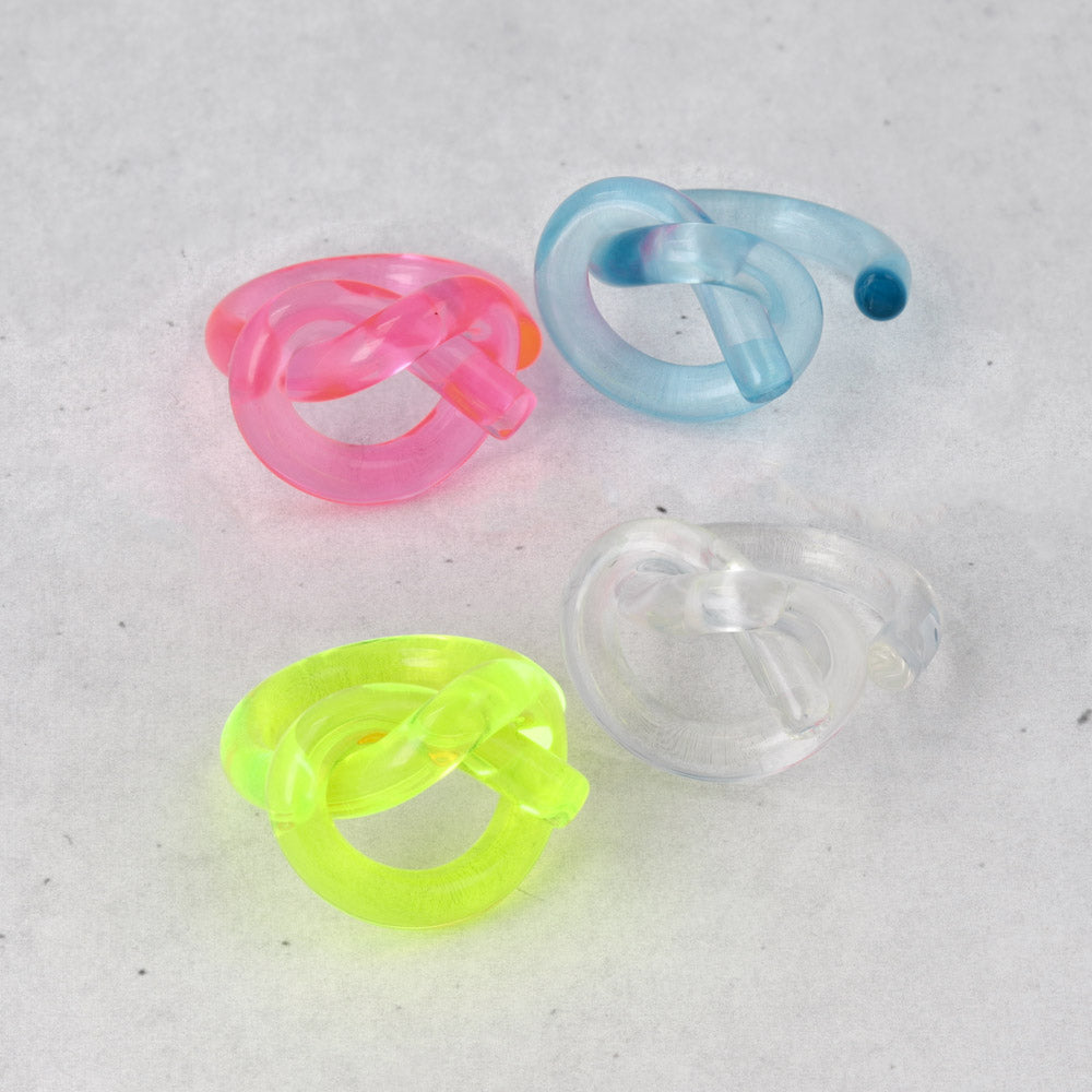 Transparent Acrylic Knot Ring - osewaya