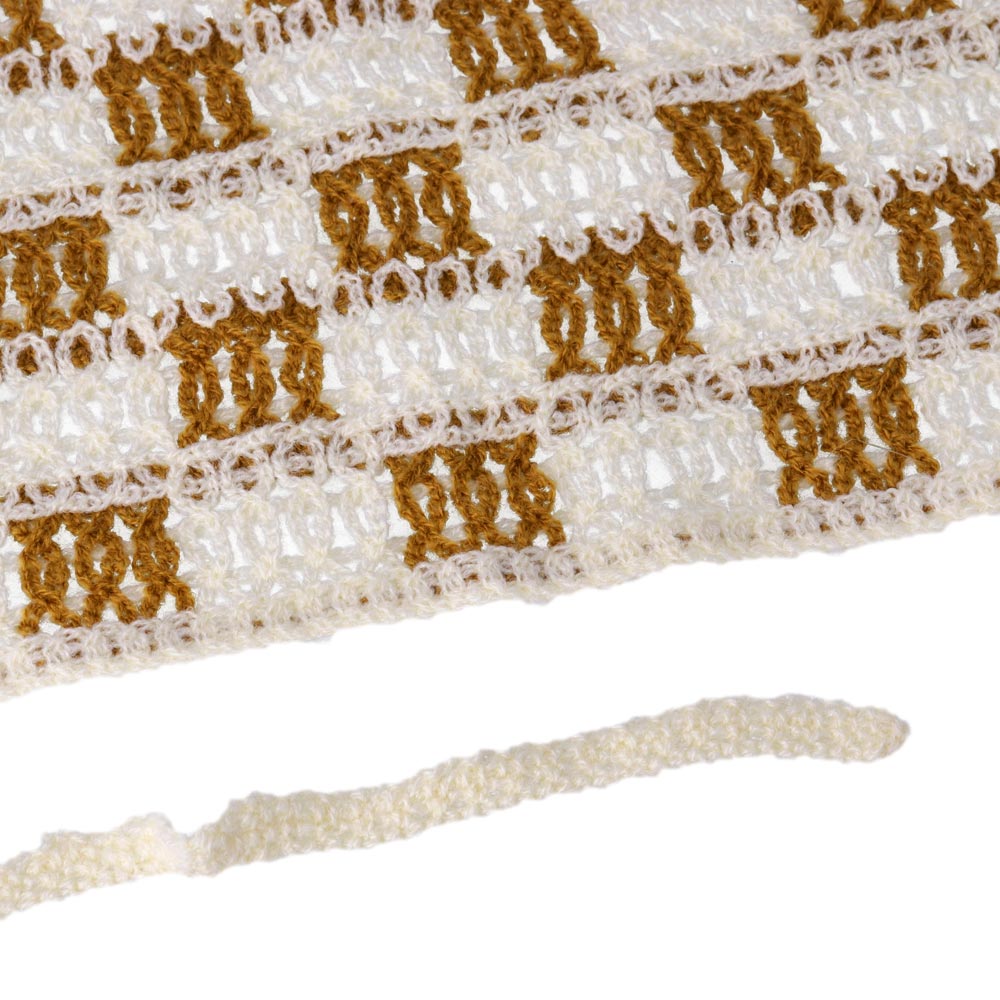 Checkered Crochet Triangle Headscarf