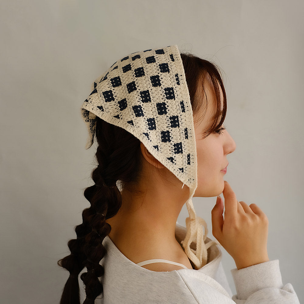 Checkered Crochet Triangle Headscarf