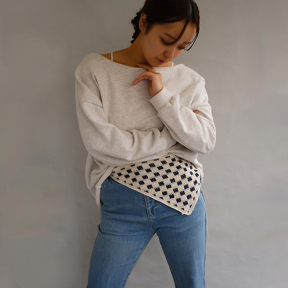 Checkered Crochet Triangle Headscarf