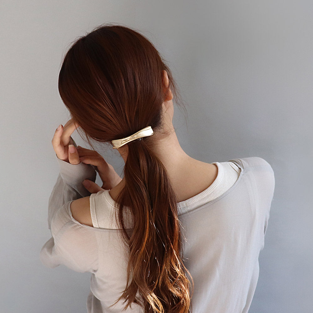 Wavy Metal Arch Hair Barrette