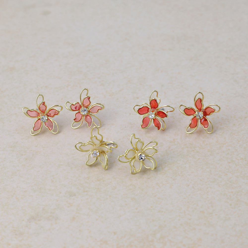 Wire Flower Stud Earrings