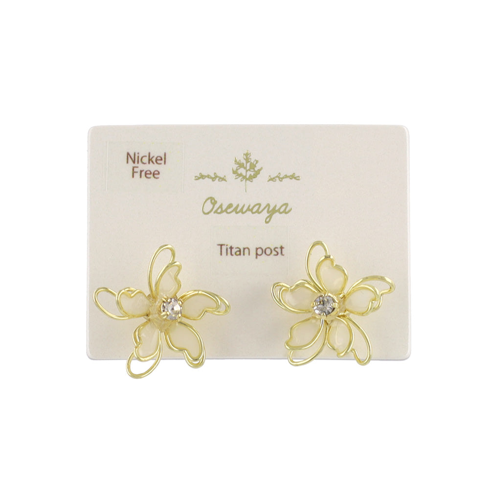 Layered Wire Flower Stud Earrings