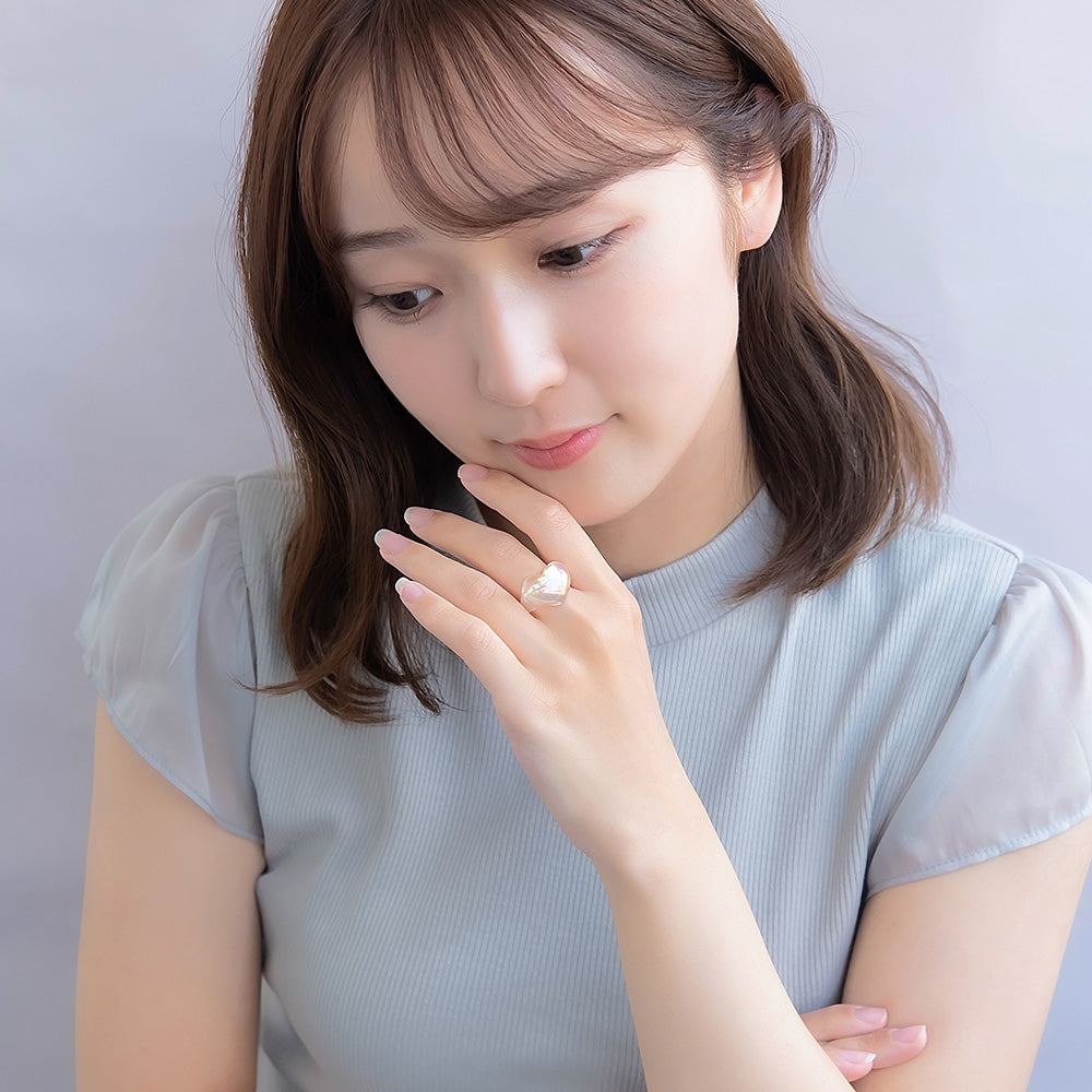Iridescent Acrylic Heart Ring