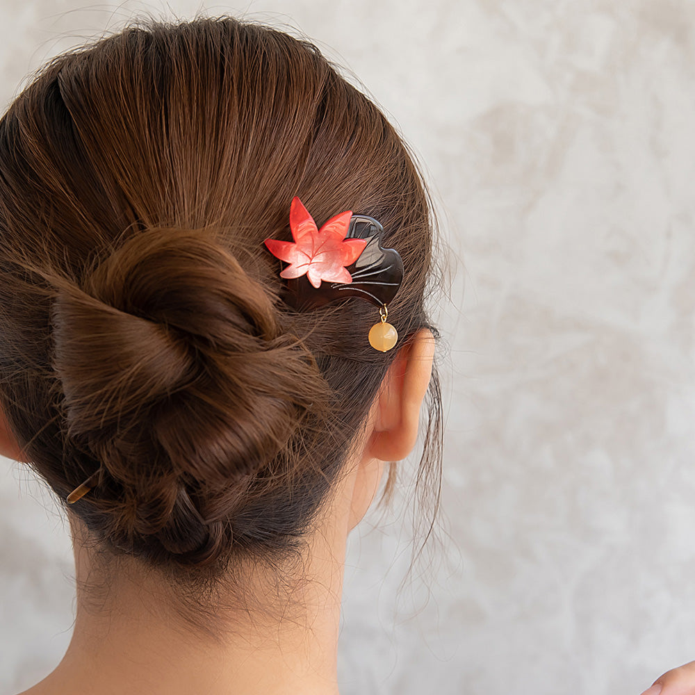 Red Momiji Kanzashi Hair Stick - osewaya