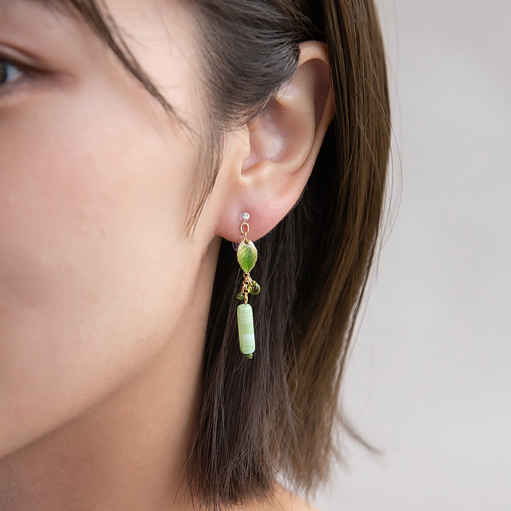 Matcha Green Linear Invisible Clip Ons - Osewaya