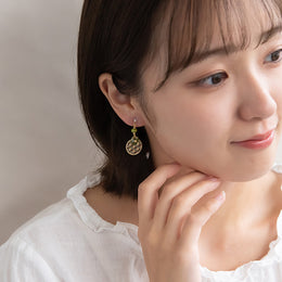 Matcha Filigree Circle Invisible Clip Ons