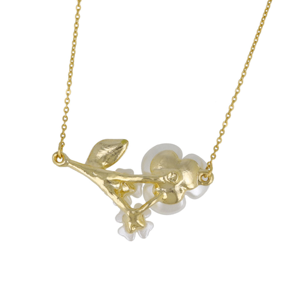 White Flower Chain Necklace