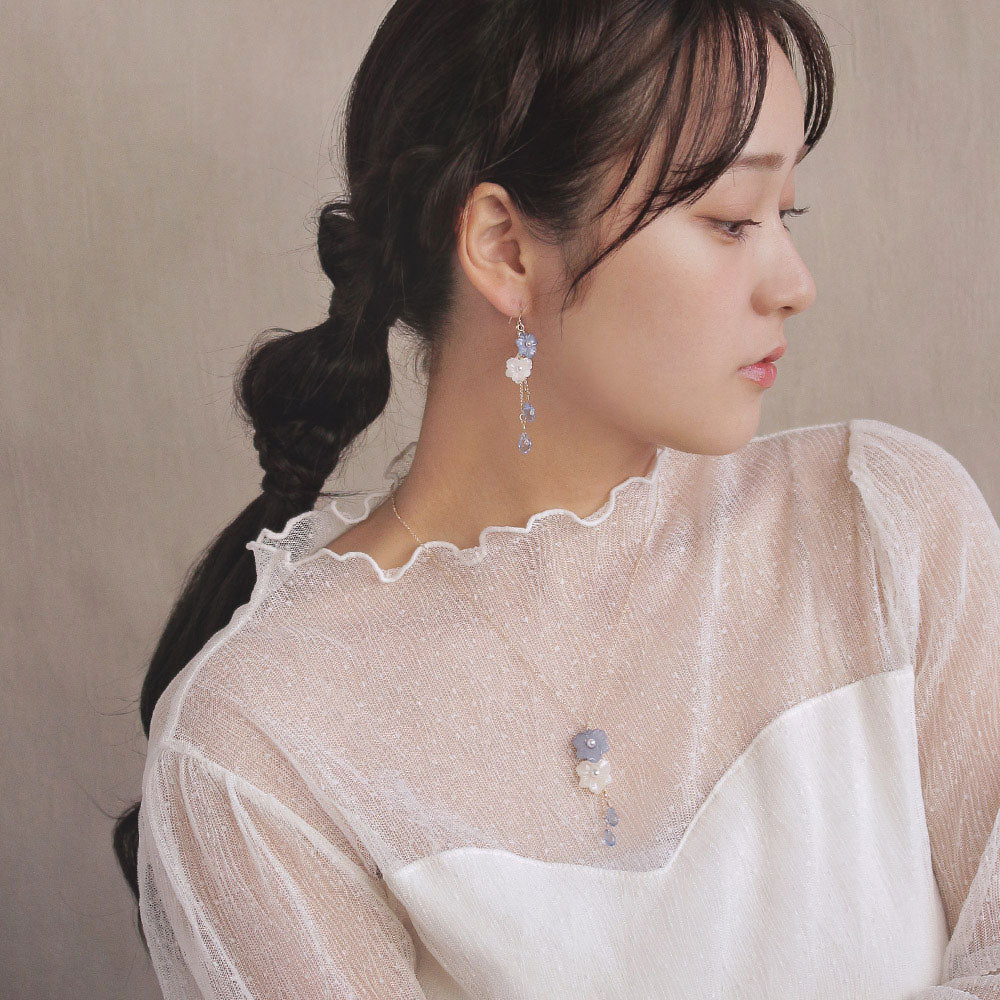 Nemophila Layered Charm Necklace