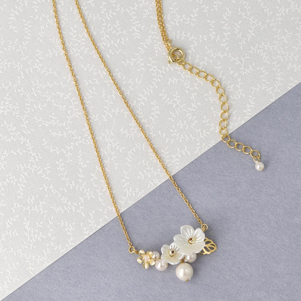 White Flower Cluster Necklace