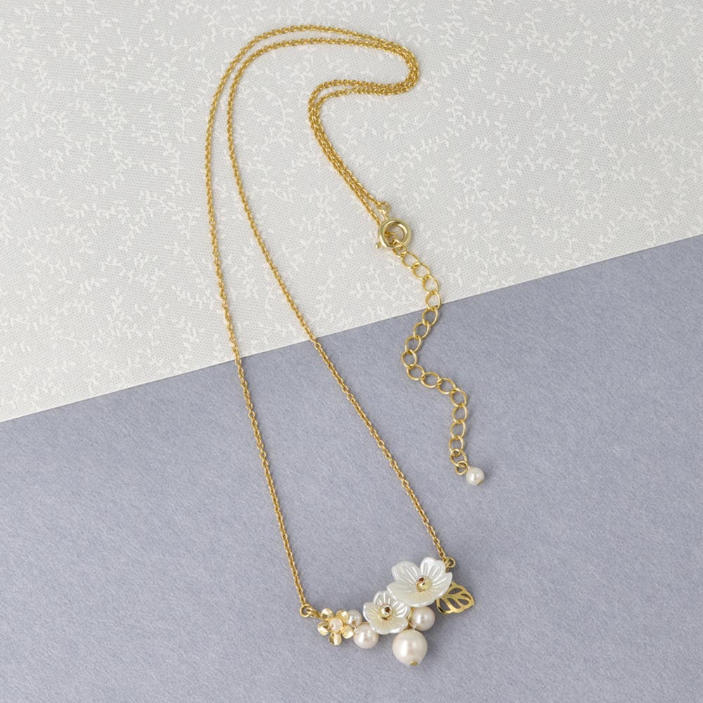 White Flower Cluster Necklace