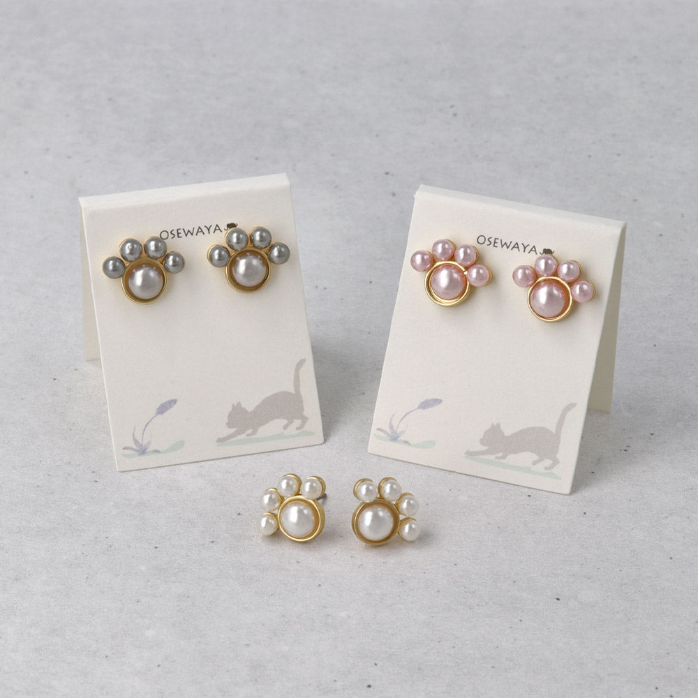 Pearly Cat Paw Stud Earrings - osewaya