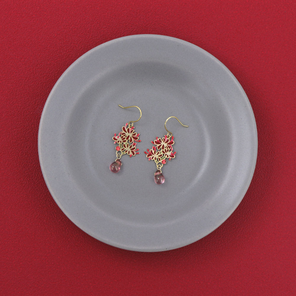 Red Spider Lily Earrings - osewaya