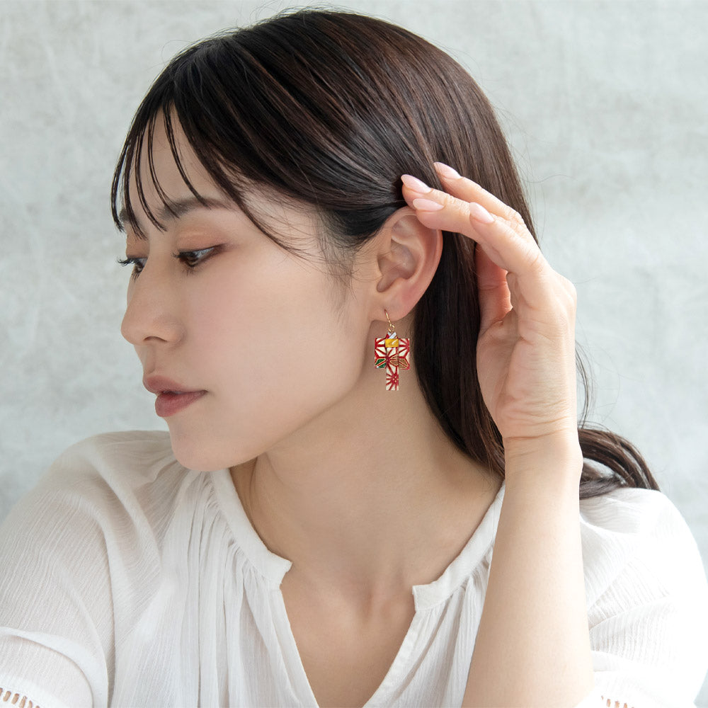 Yukata and Wind Bell Mismatched Earrings