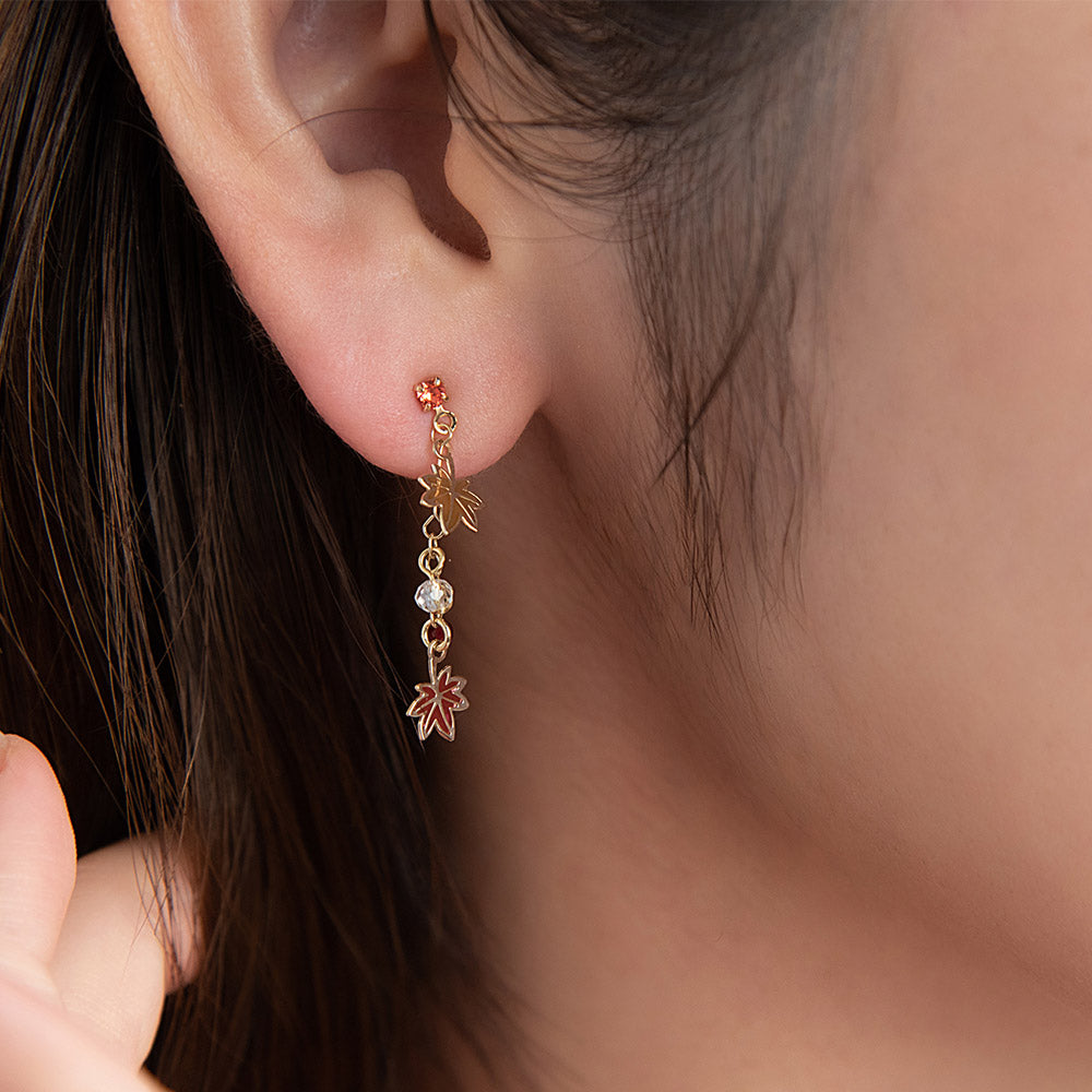 Gradient Momiji Asymmetric Earrings