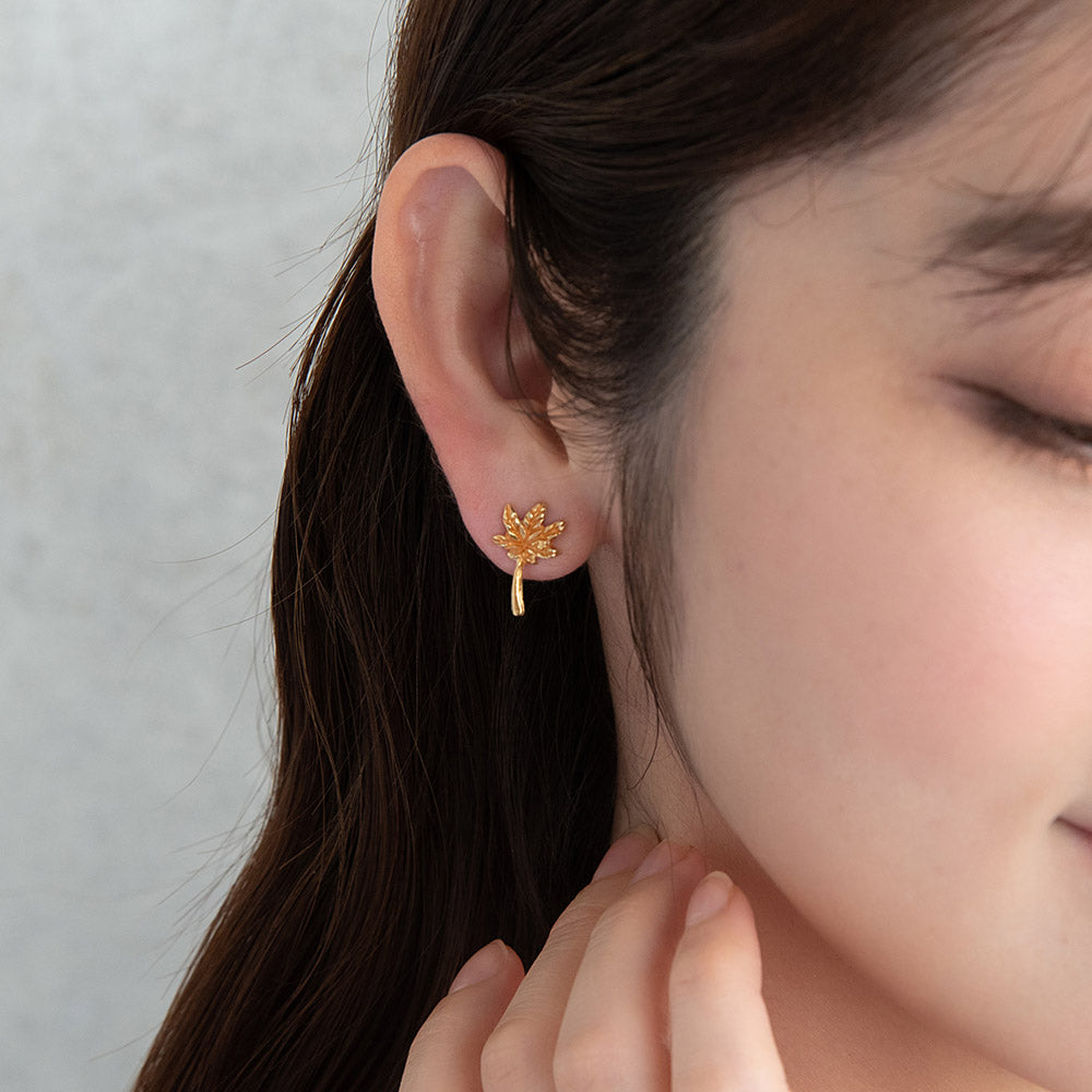 Momiji and Ginkgo Asymmetric Studs