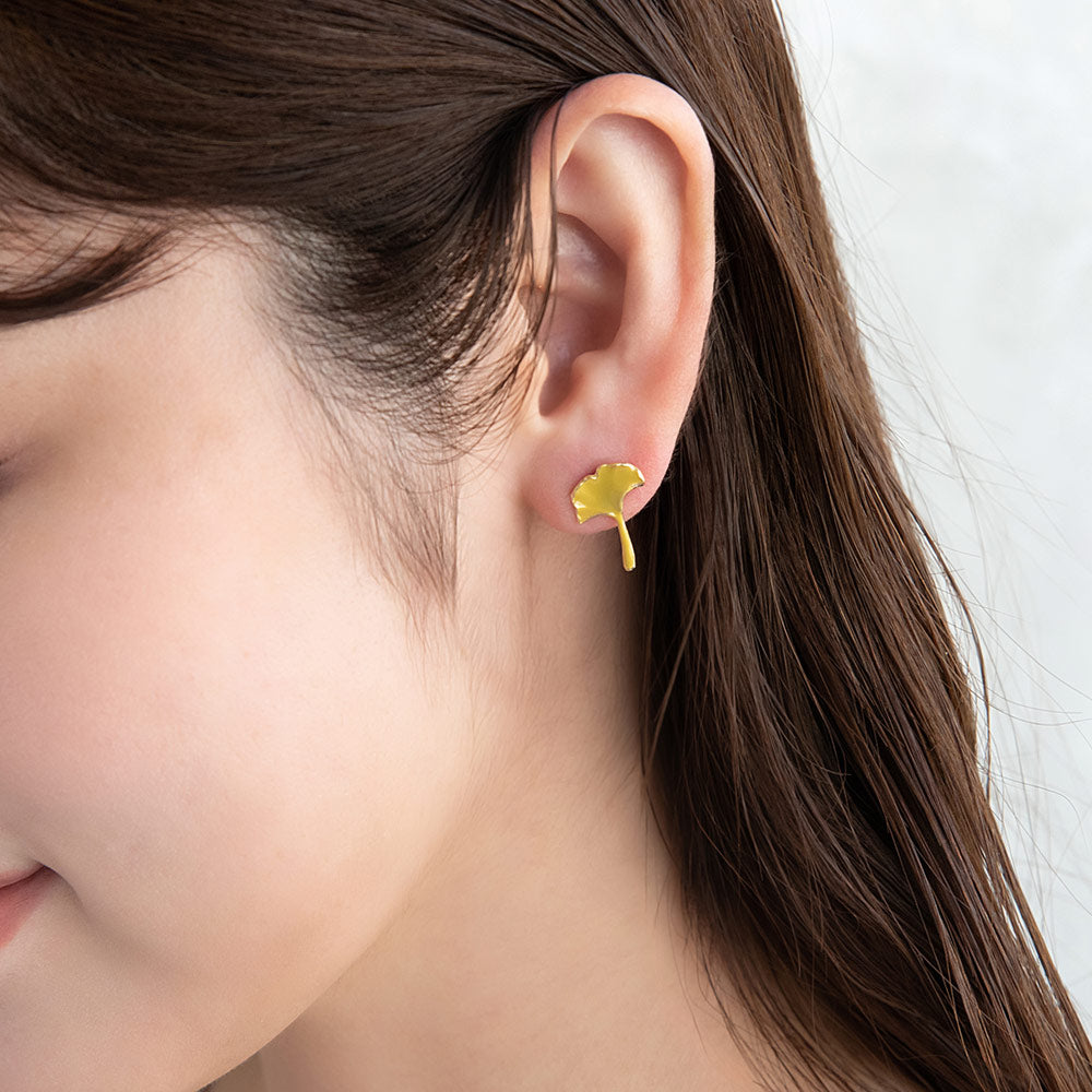 Momiji and Ginkgo Asymmetric Studs