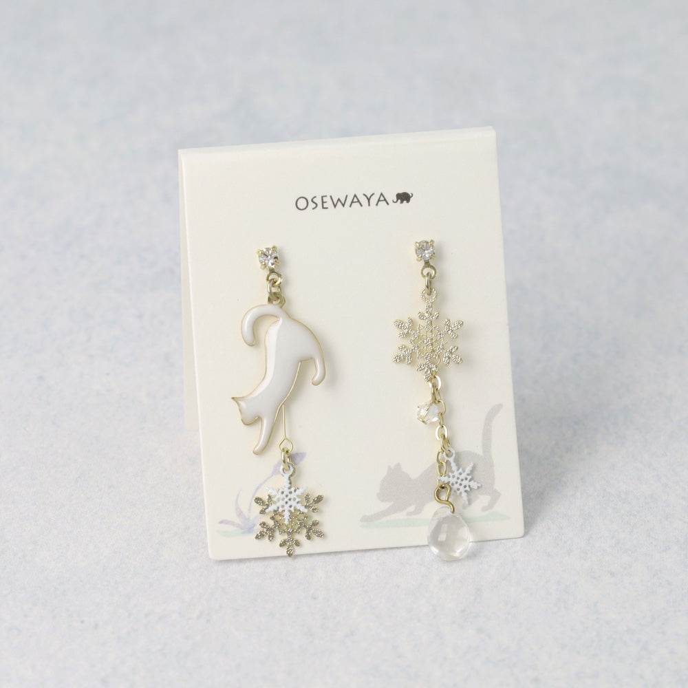 Winter Cat Drop Earrings - osewaya