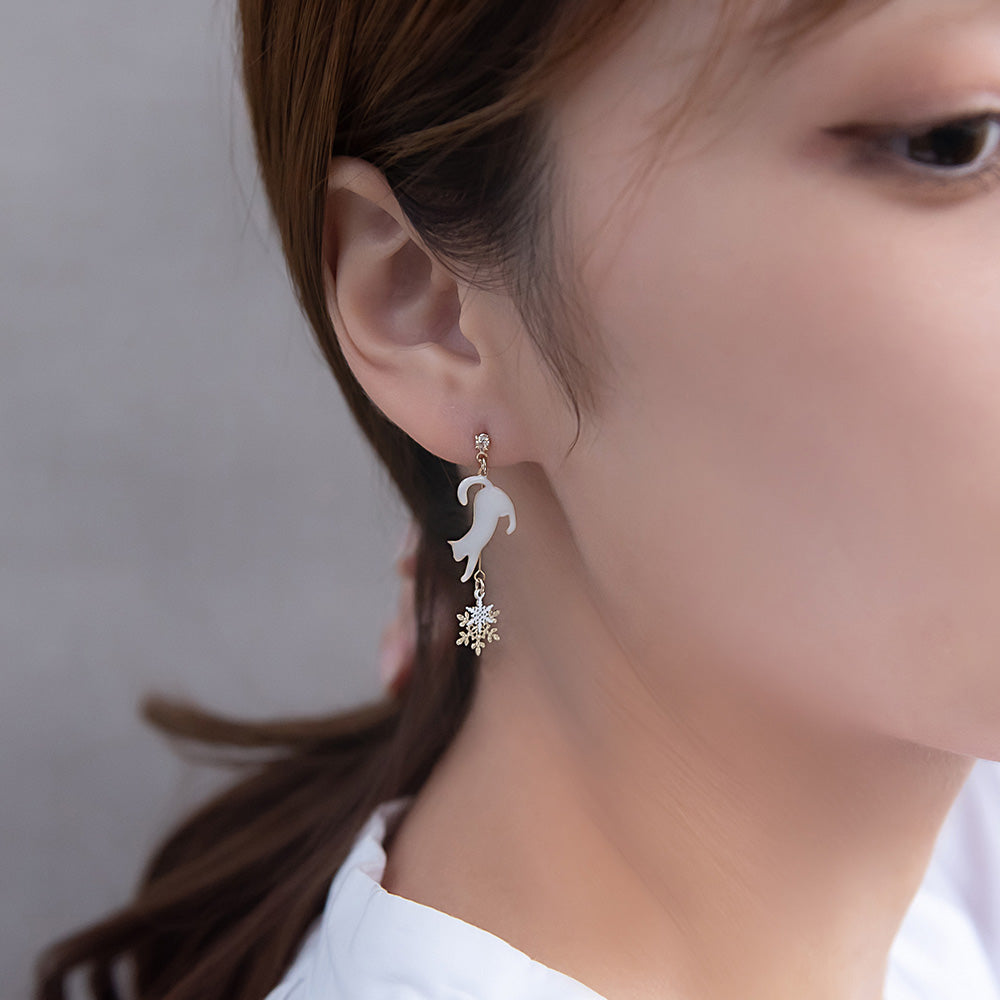 Winter Cat Drop Earrings