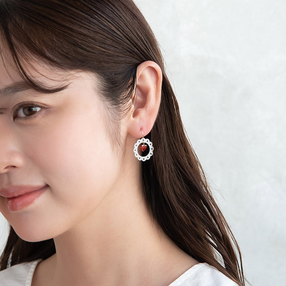 Lace Circle Heart Stone Earrings