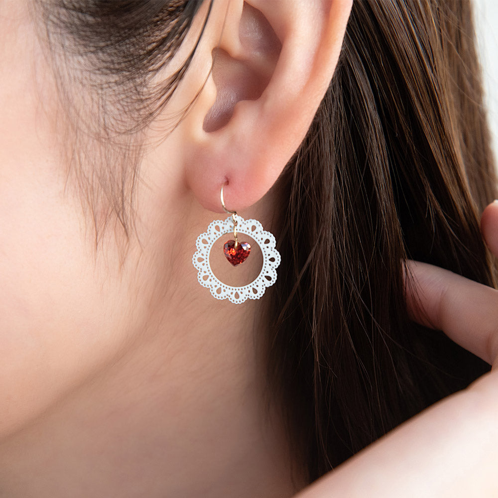 Lace Circle Heart Stone Earrings