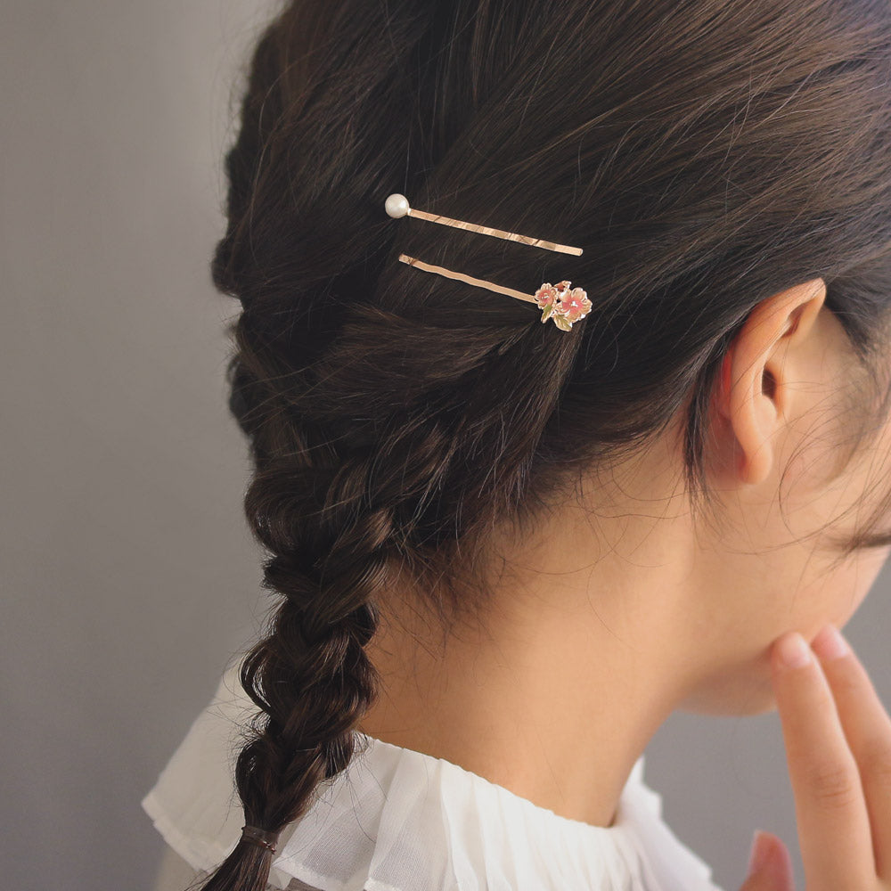 Sakura and Pearl Hairpin Set