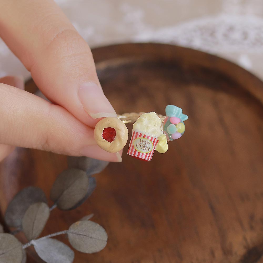 Snack Time Adjustable Ring